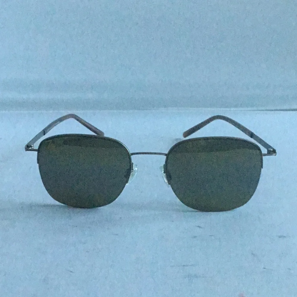 MAUI JIM CRATER RIM SUNGLASSES POLARIZED.